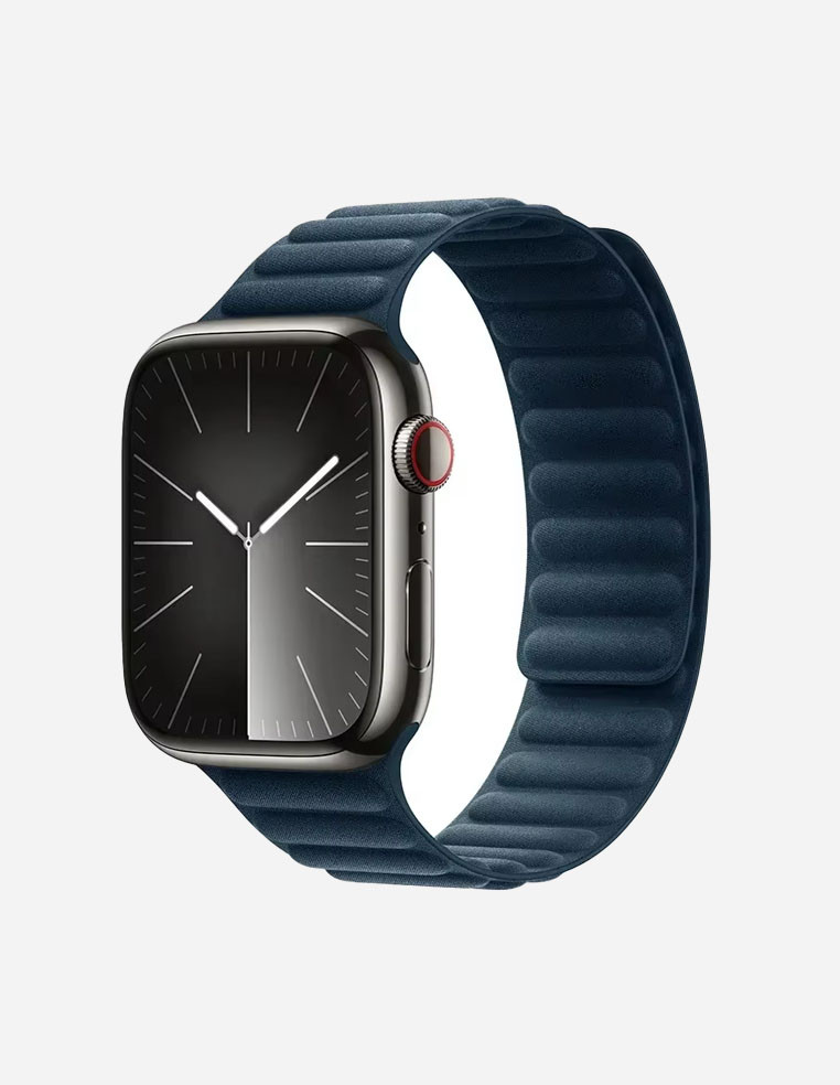 Apple Watch strap in black leather with magnetic clasp Apple Watch